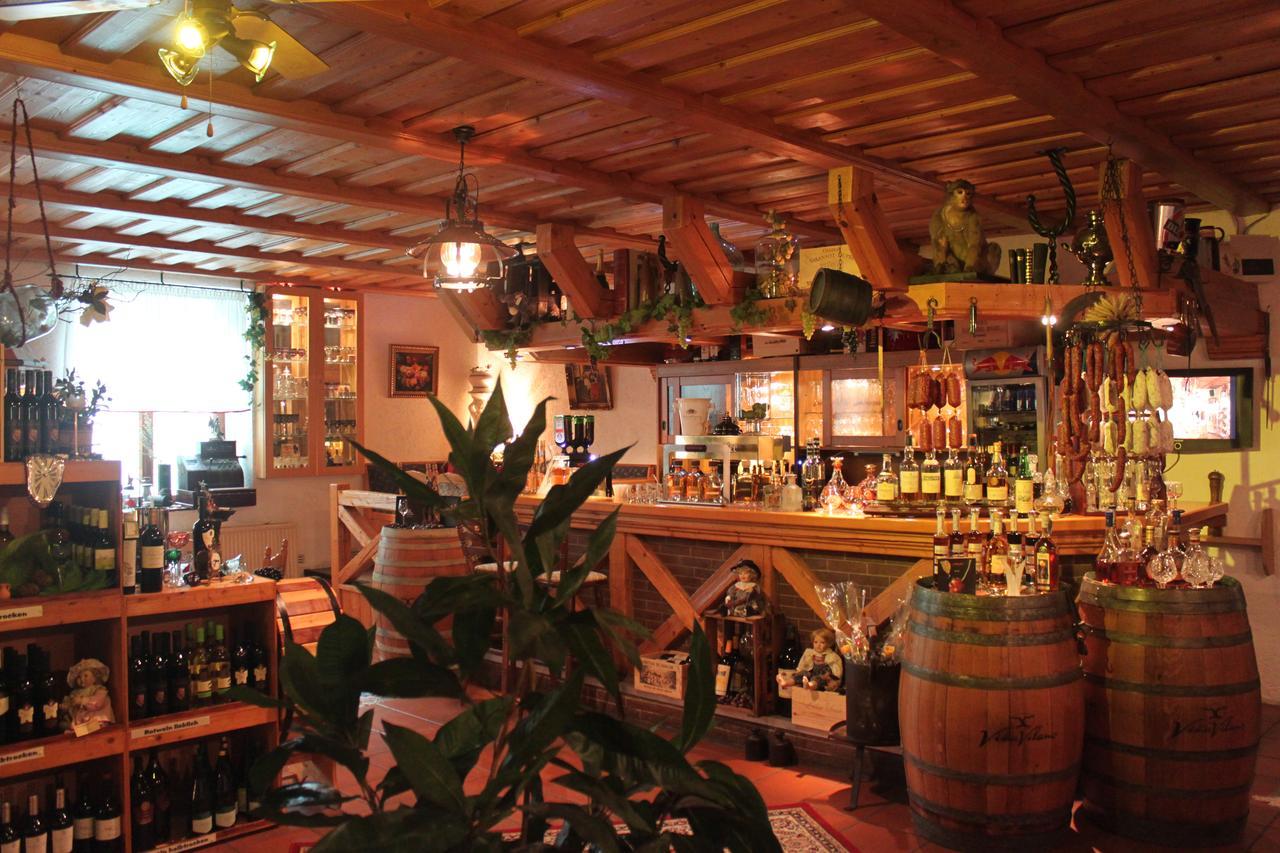 Pension Und Restaurant Die Burg Ehrenfriedersdorf Exteriér fotografie