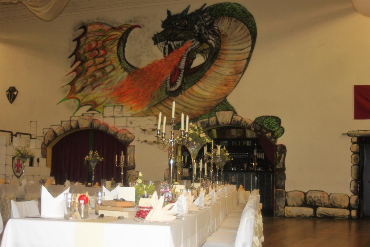 Pension Und Restaurant Die Burg Ehrenfriedersdorf Exteriér fotografie