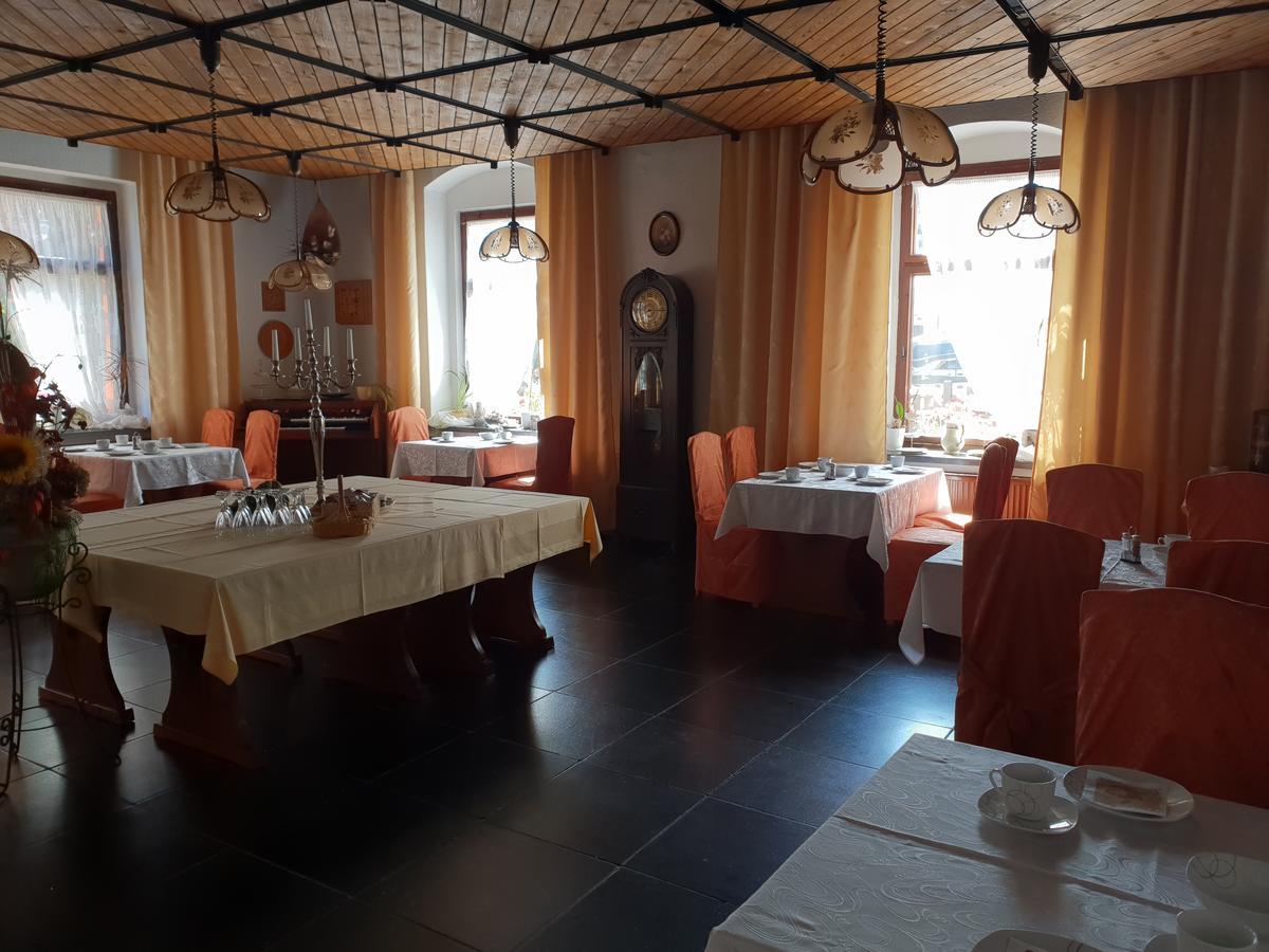 Pension Und Restaurant Die Burg Ehrenfriedersdorf Exteriér fotografie